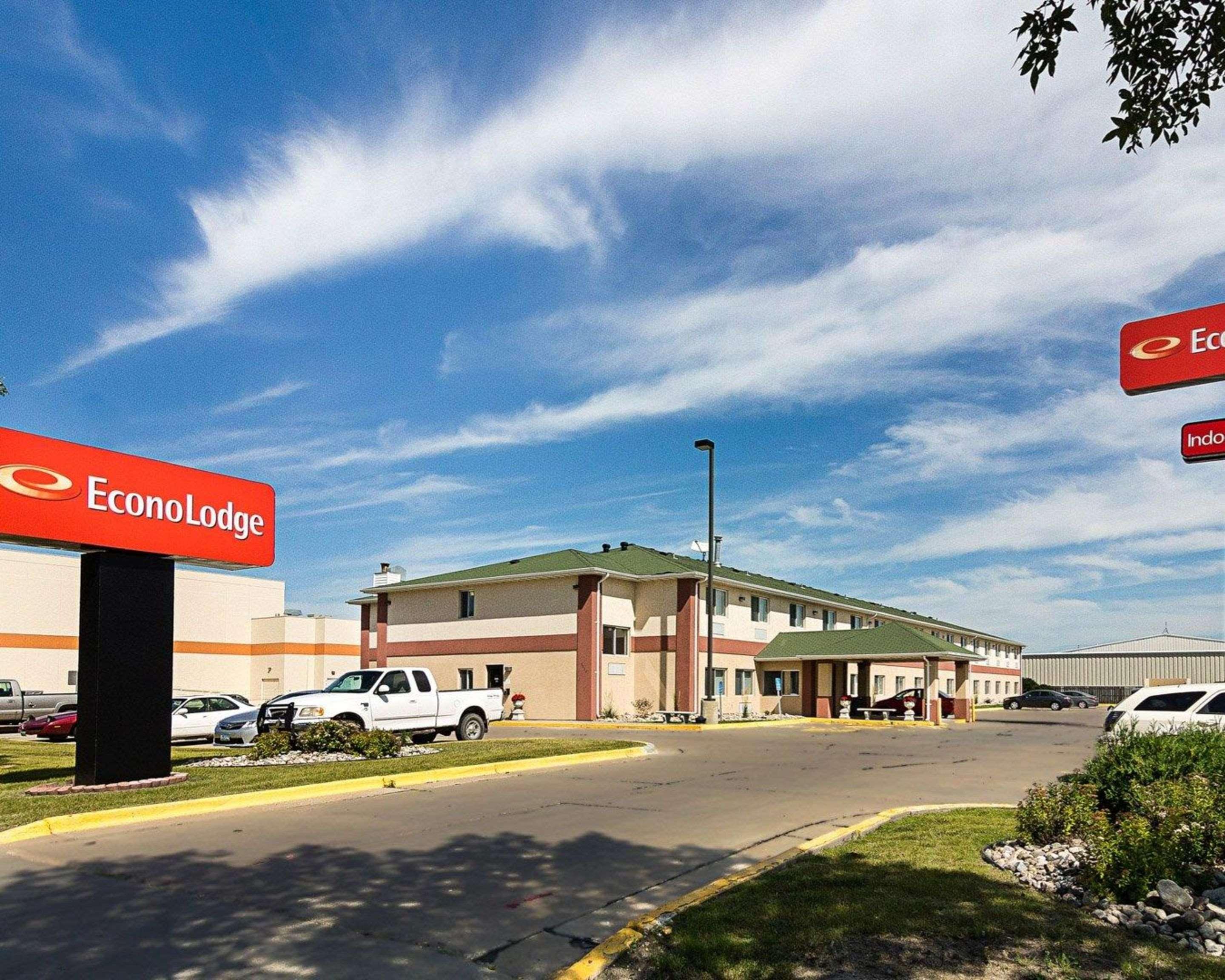 Econo Lodge Fargo Exterior photo