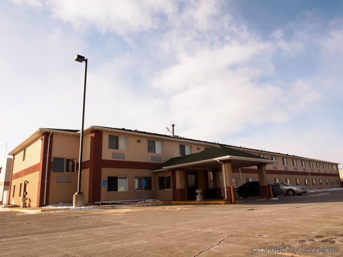 Econo Lodge Fargo Exterior photo