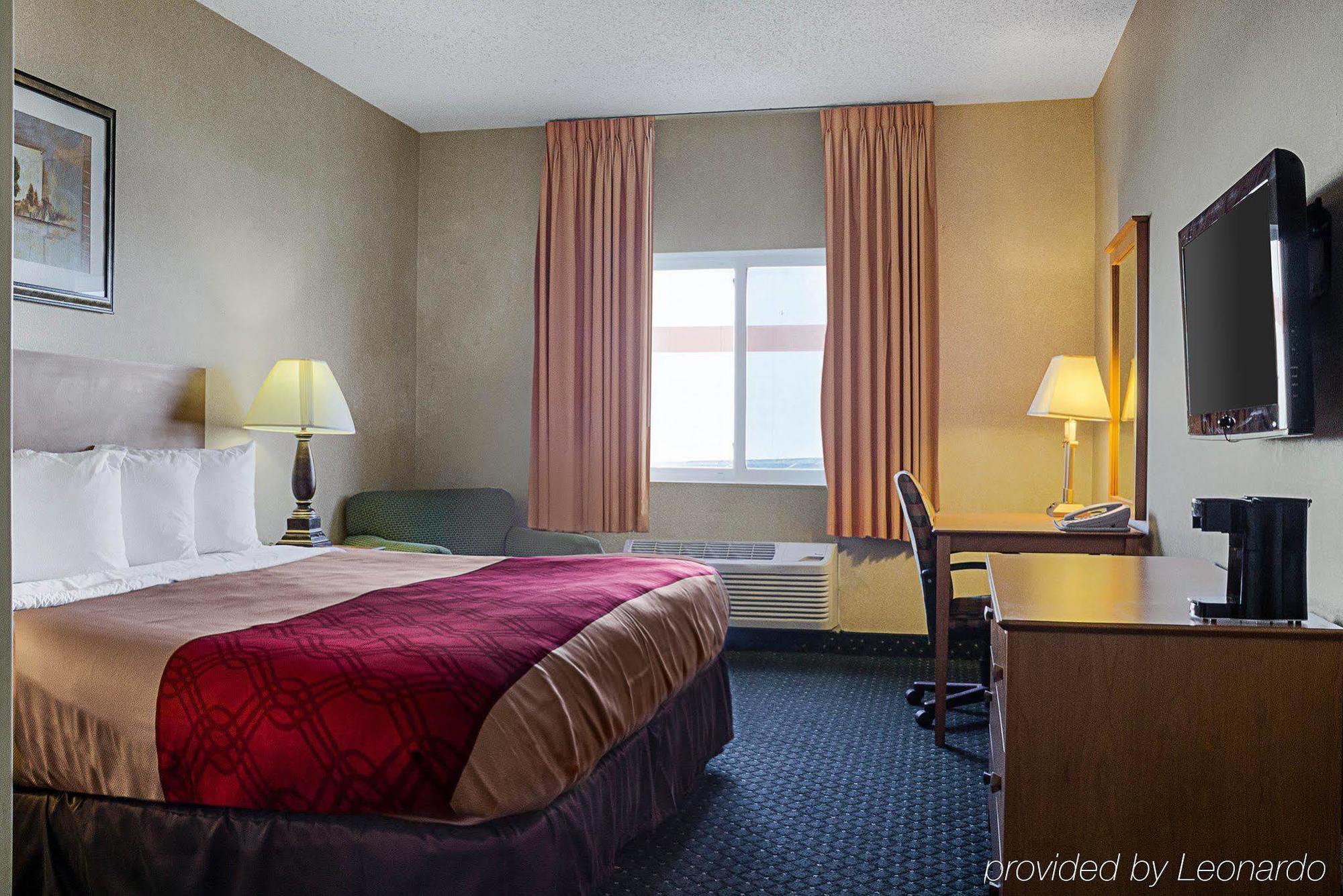 Econo Lodge Fargo Exterior photo